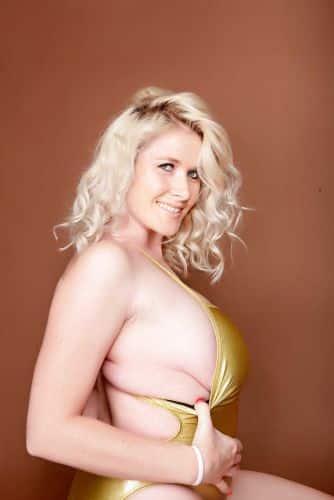 Tietenlied striptease show