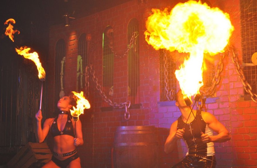 full entertainment vuurshow